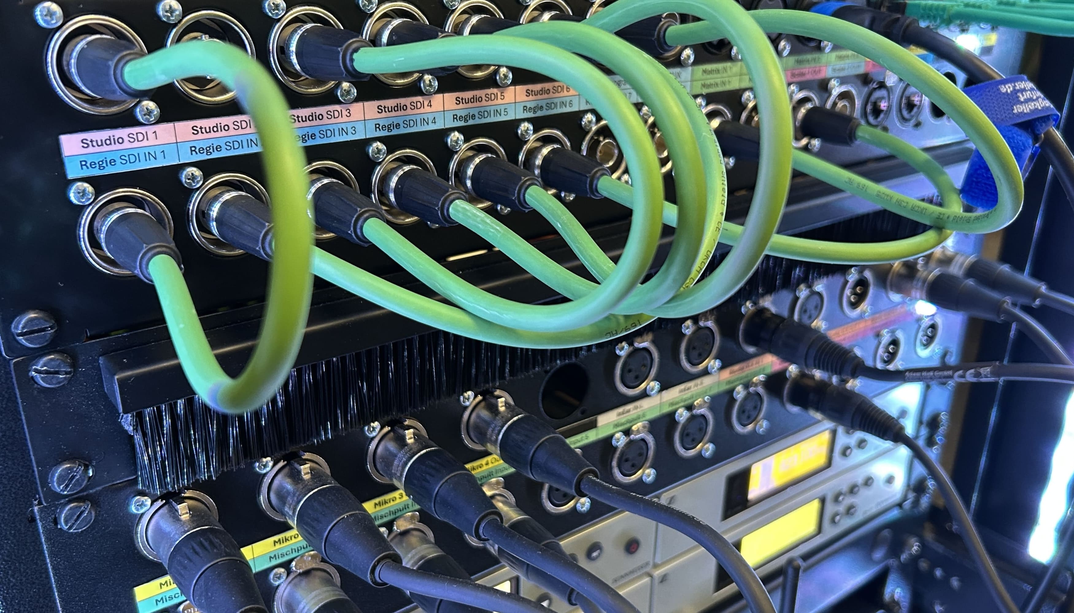Streamingkeller Schweinfurt Serverschrank Patchfeld